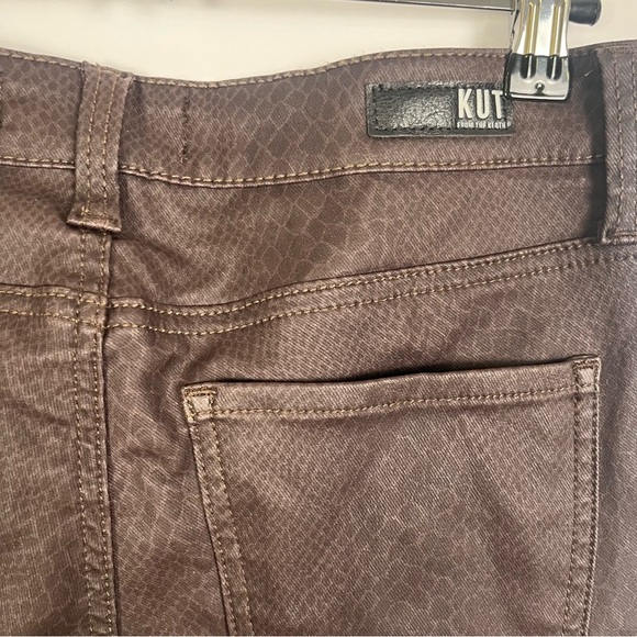 2/$30 KUT from the Kloth Mia Toothpick Skinny Jeans – Snakeskin Print – Size 4 - Picture 7 of 10